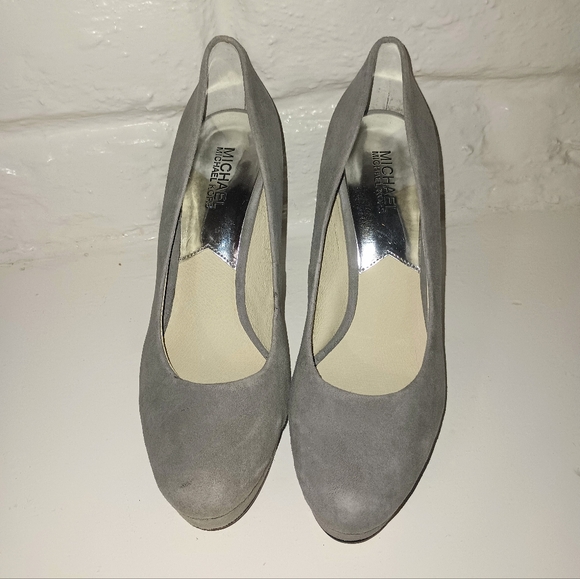 Michael Kors Sabrina Pump Heels - Picture 3 of 5